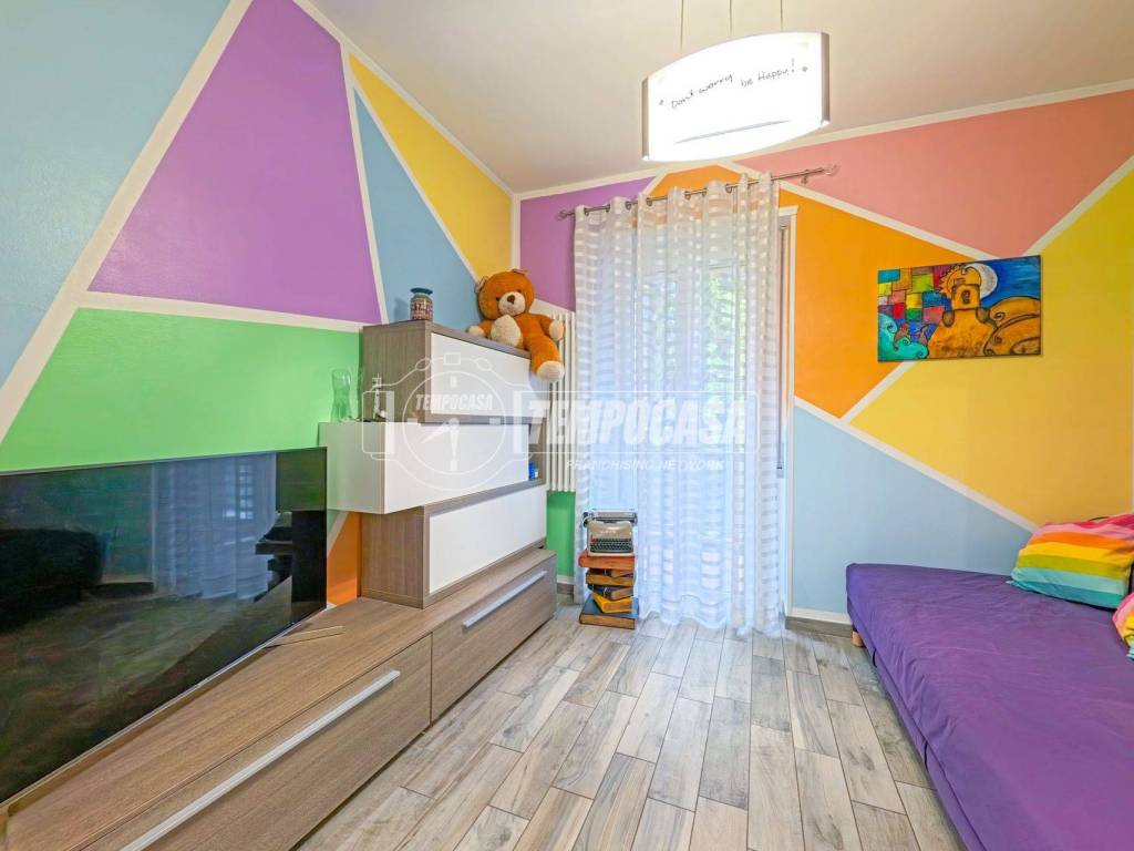 appartamento in vendita a Varese in zona Avigno