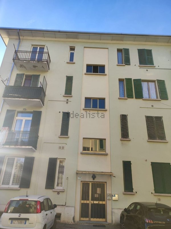 appartamento in vendita a Varese in zona Ippodromo