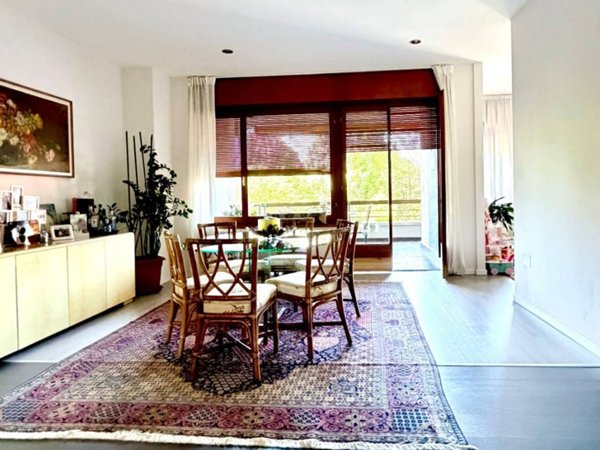 appartamento in vendita a Varese in zona Brunella