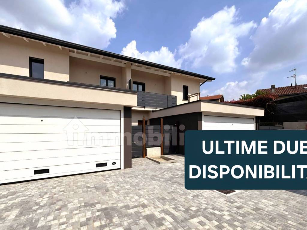 casa indipendente in vendita a Varese in zona Cartabbia