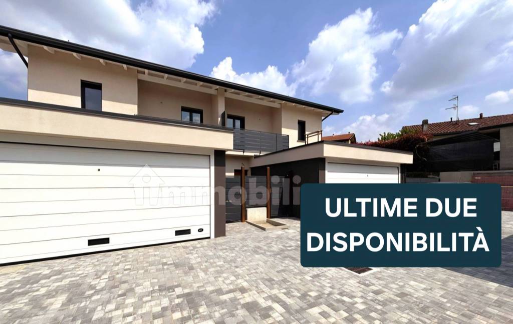 casa indipendente in vendita a Varese in zona Cartabbia