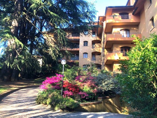 appartamento in vendita a Varese in zona Giubiano