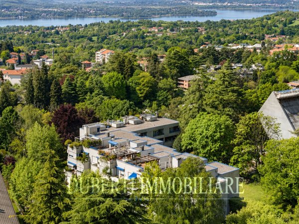appartamento in vendita a Varese
