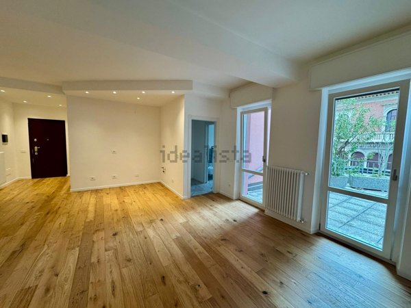 appartamento in vendita a Varese in zona Centro Città