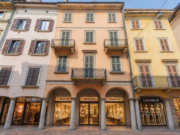 intera palazzina in vendita a Varese in zona Biumo