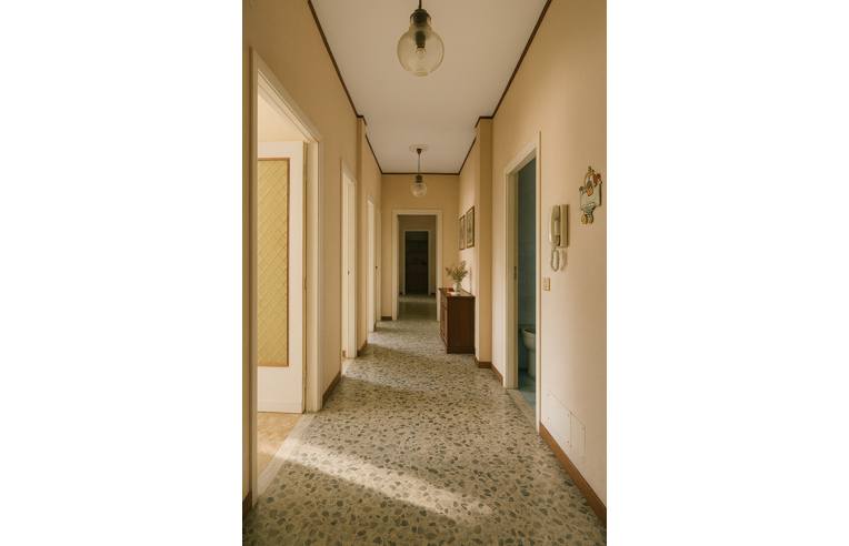 appartamento in vendita a Varese in zona Centro Città