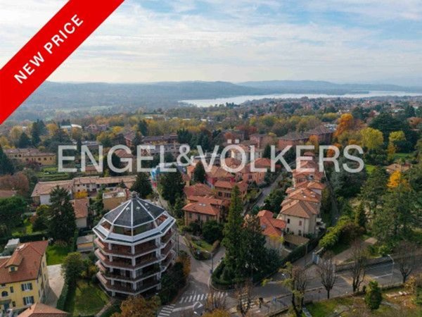 appartamento in vendita a Varese in zona Centro Città