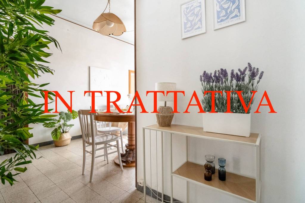 appartamento in vendita a Varese in zona Giubiano