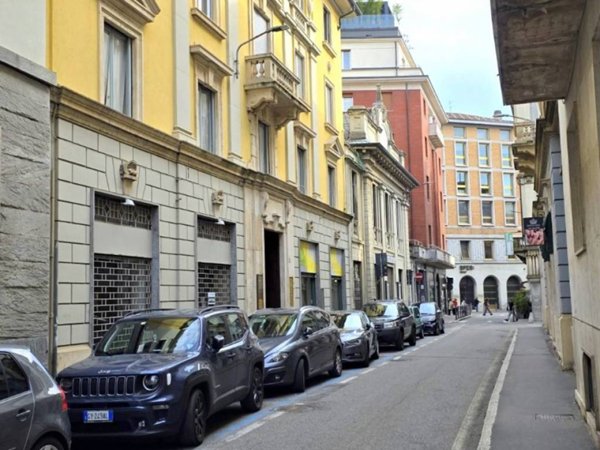 appartamento in vendita a Varese in zona Biumo
