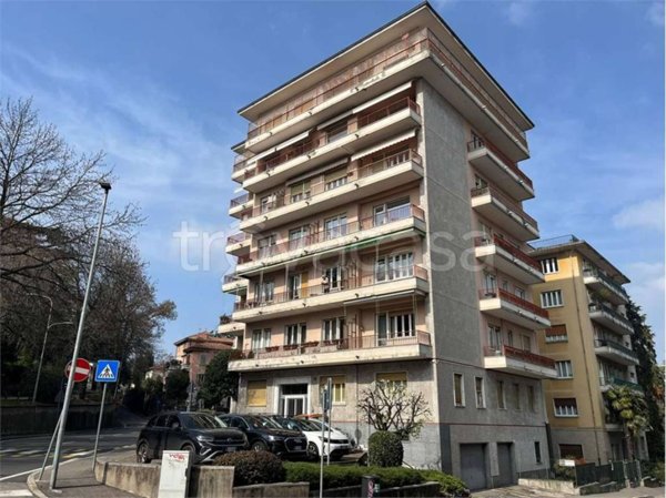 appartamento in vendita a Varese in zona Bosto