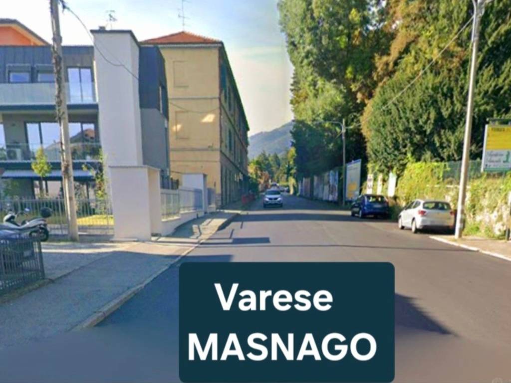 appartamento in vendita a Varese in zona Velate
