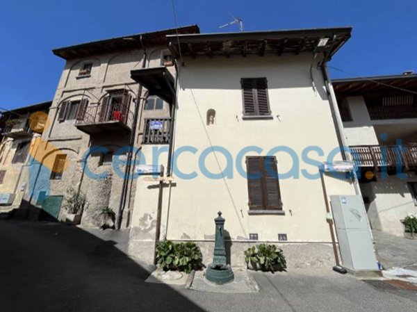 appartamento in vendita a Varese in zona Bregazzana