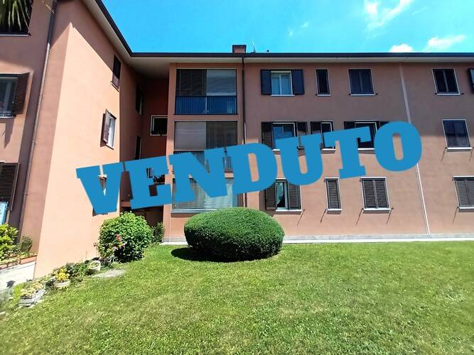 appartamento in vendita a Varese in zona Bosto