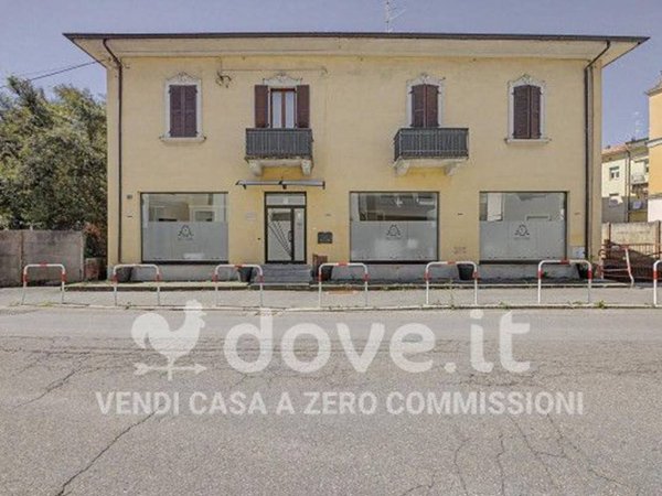 appartamento in vendita a Varese in zona Giubiano