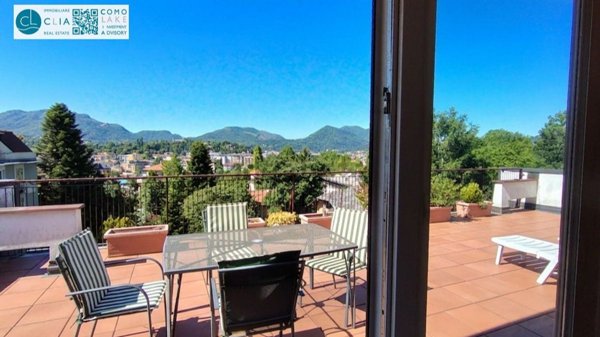 appartamento in vendita a Varese in zona Giubiano