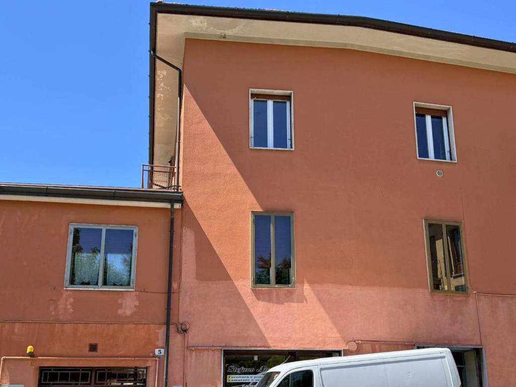 appartamento in vendita a Varese in zona Sant'Ambrogio