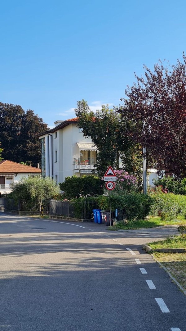 appartamento in vendita a Varese in zona Ippodromo