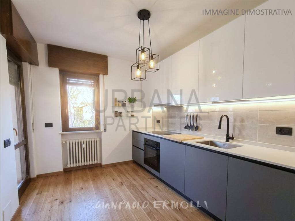 appartamento in vendita a Varese in zona Ippodromo