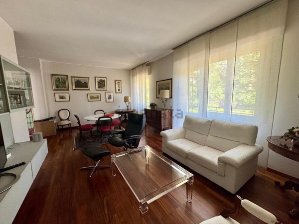 appartamento in vendita a Varese in zona Centro Città