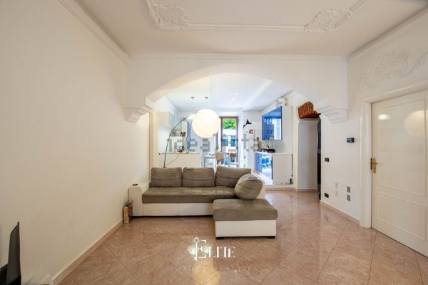 appartamento in vendita a Varese in zona Centro Città