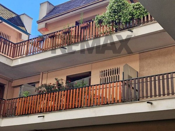 appartamento in vendita a Varese in zona Centro Città