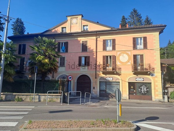 appartamento in vendita a Varese in zona Sant'Ambrogio