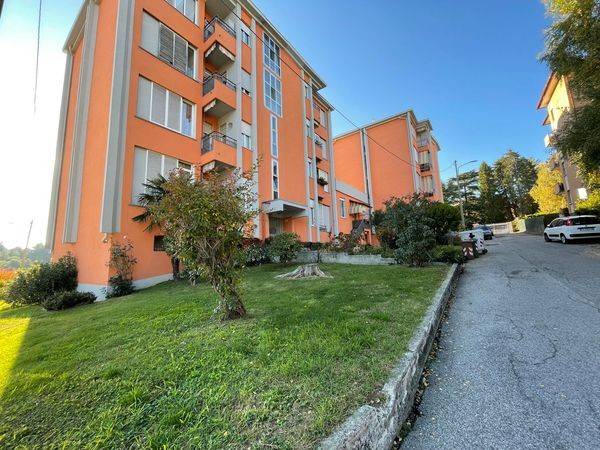 appartamento in vendita a Varese in zona Ippodromo