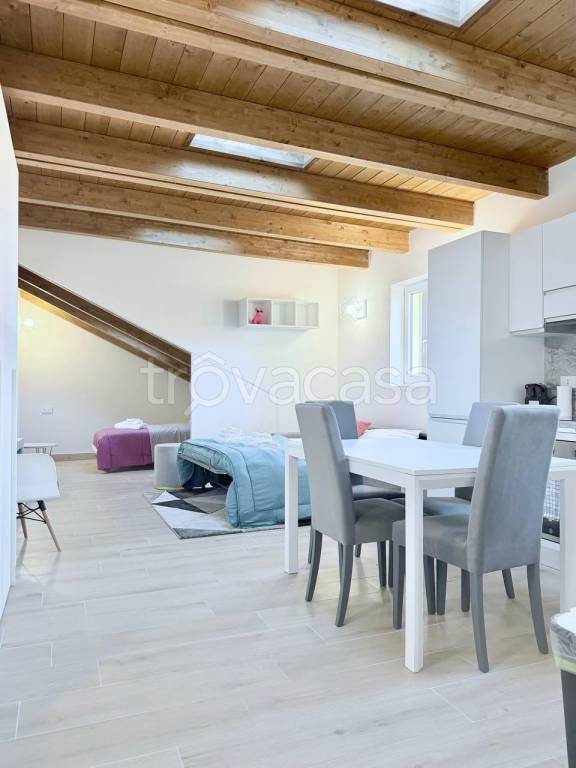appartamento in vendita a Varese in zona Centro Città