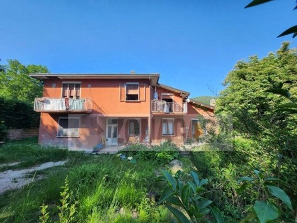 appartamento in vendita a Varese in zona Rasa di Varese