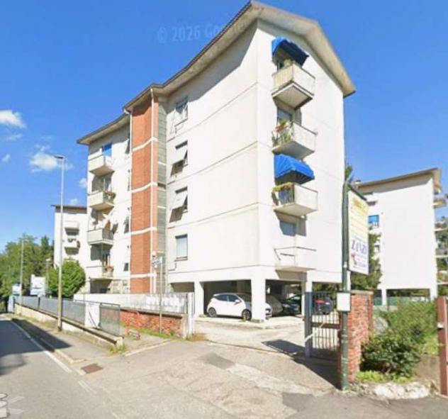 appartamento in vendita a Varese in zona Viale Valganna