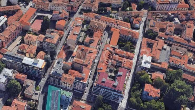 appartamento in vendita a Varese in zona Centro Città