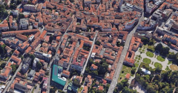 appartamento in vendita a Varese in zona Centro Città