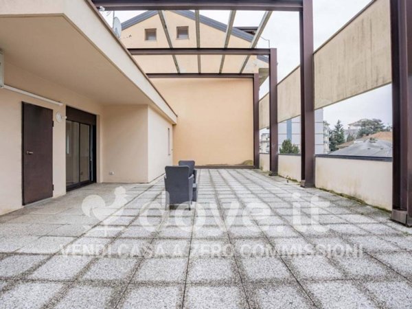 appartamento in vendita a Varese in zona Centro Città