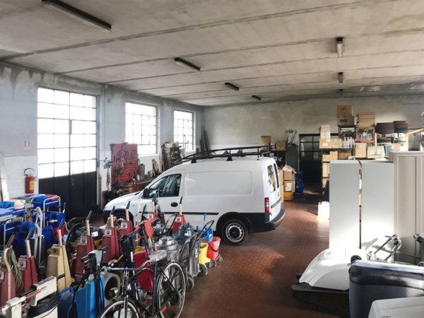 appartamento in vendita a Varese in zona Viale Borri