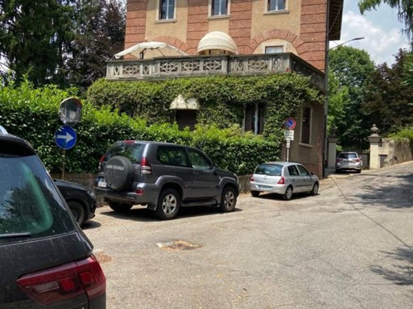 appartamento in vendita a Varese in zona Biumo