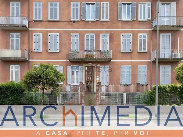 ufficio in vendita a Varese in zona Biumo