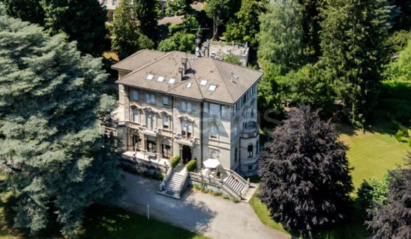 appartamento in vendita a Varese in zona Sant'Ambrogio