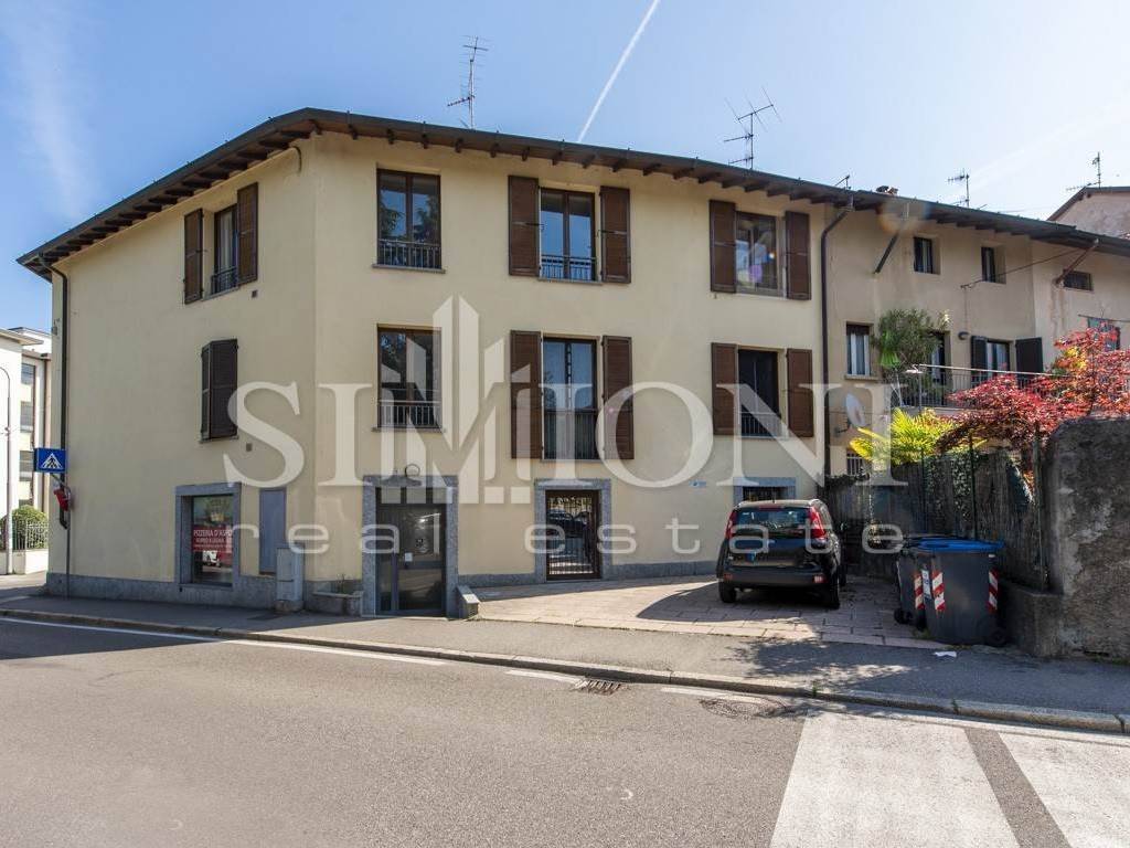 appartamento in vendita a Varese in zona Giubiano
