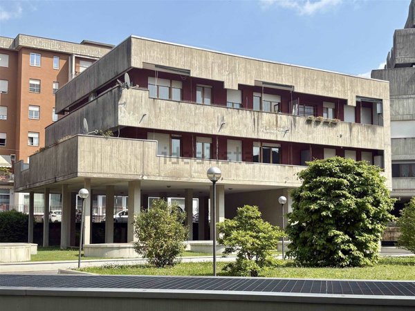 appartamento in vendita a Varese in zona Masnago