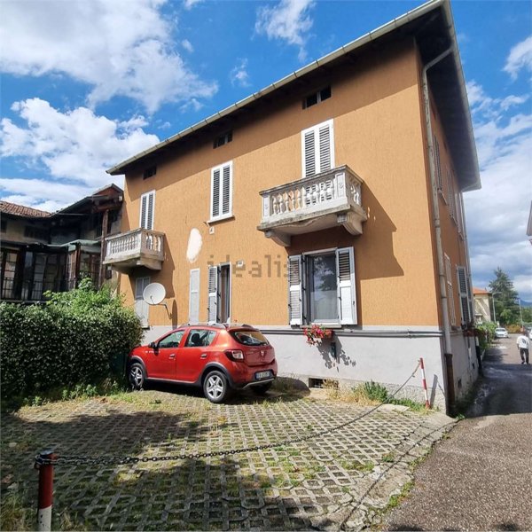 appartamento in vendita a Varese in zona Viale Belforte