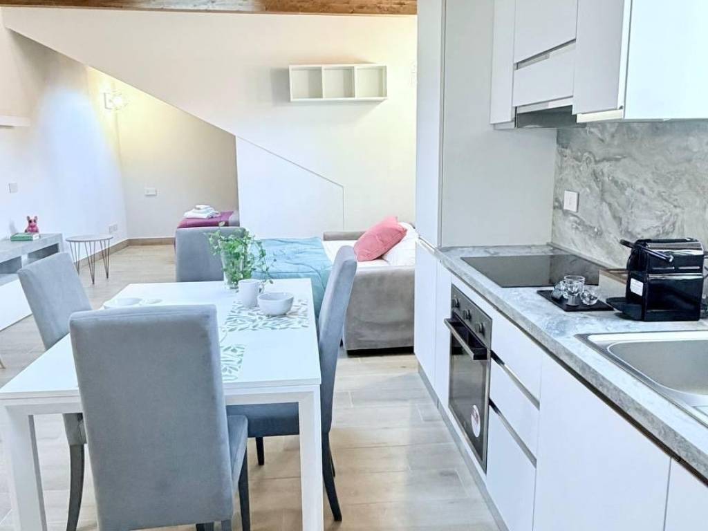 appartamento in vendita a Varese in zona Biumo