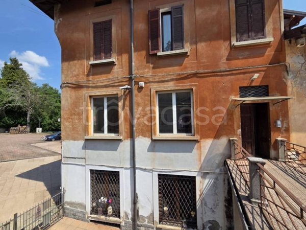 appartamento in vendita a Varese in zona Ippodromo