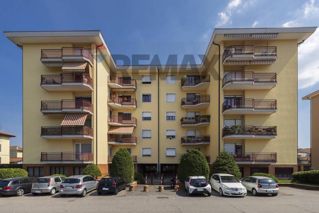 appartamento in vendita a Varese in zona Viale Belforte