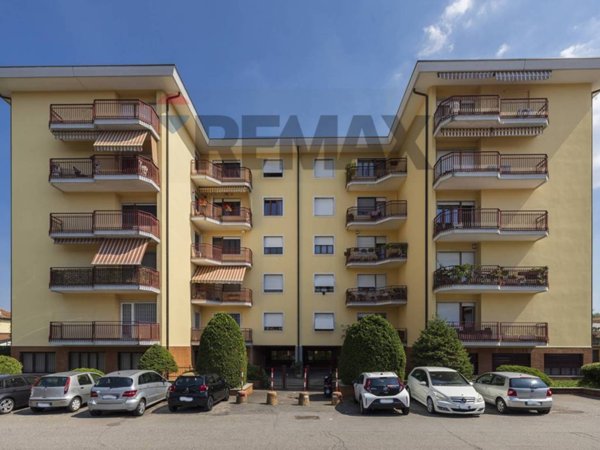 appartamento in vendita a Varese in zona Viale Belforte