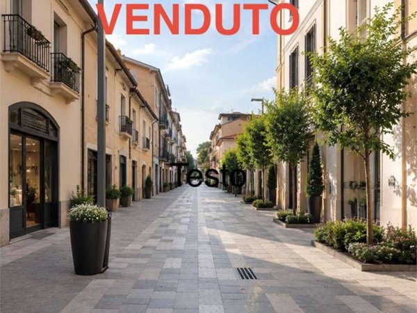 appartamento in vendita a Varese in zona Centro Città