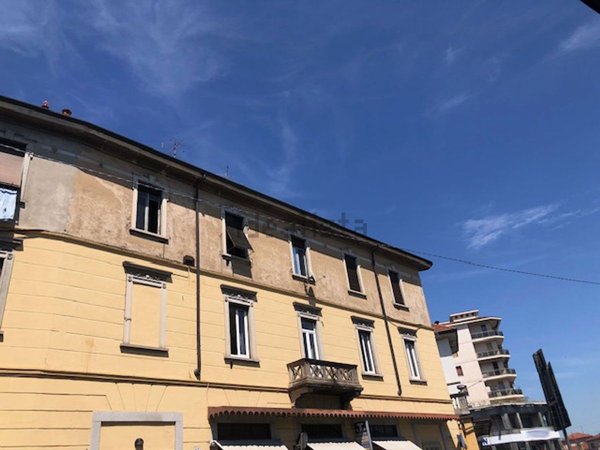 appartamento in vendita a Varese in zona Biumo
