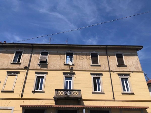 appartamento in vendita a Varese in zona Biumo