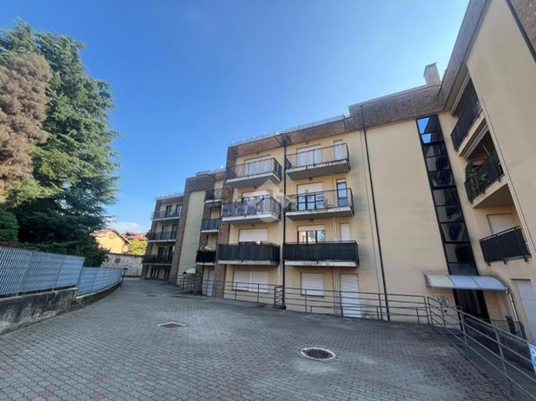 appartamento in vendita a Varese in zona Via Bicocca