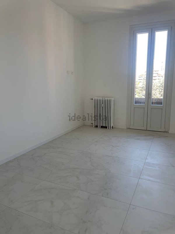 appartamento in vendita a Varese in zona Giubiano