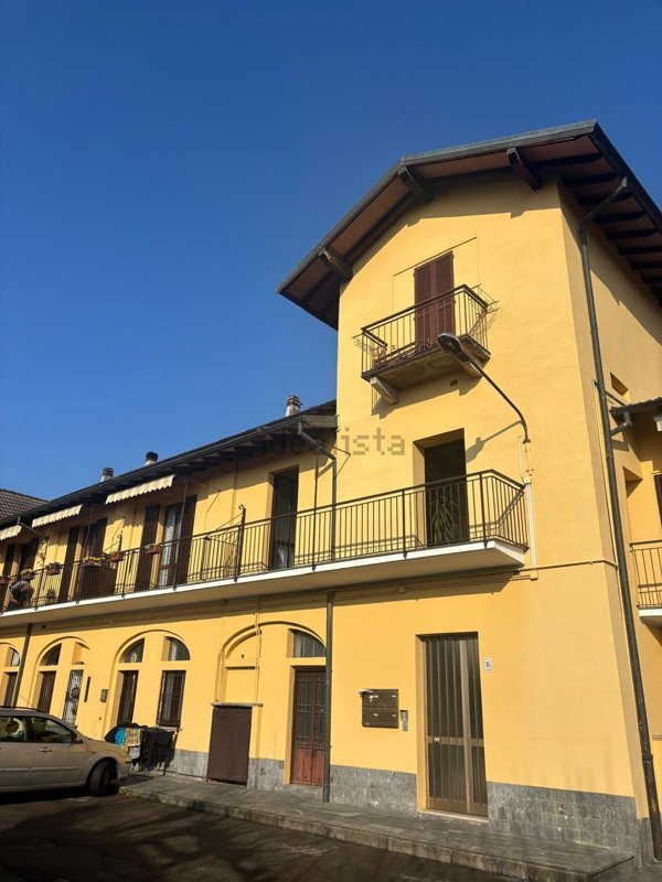 appartamento in vendita a Varese in zona Ippodromo